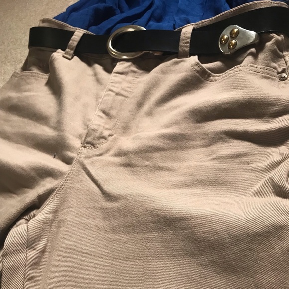 Khaki pants - Picture 2 of 3